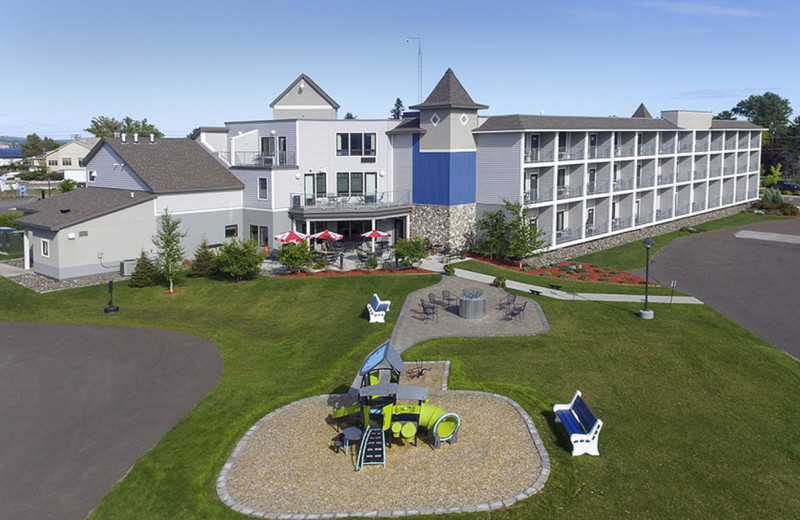 Park Point Marina Inn