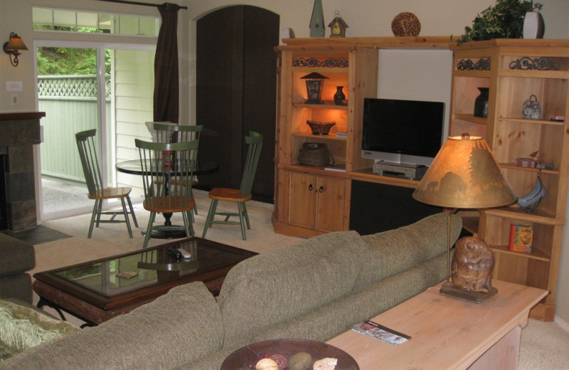 Suite living room at Lost Mountain Lodge. 