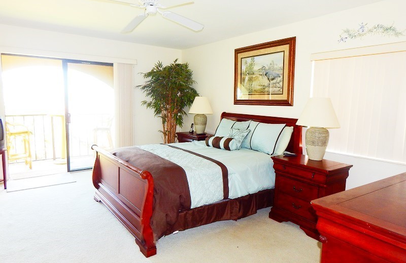 Rental bedroom at Family Sun Vacation Rentals.