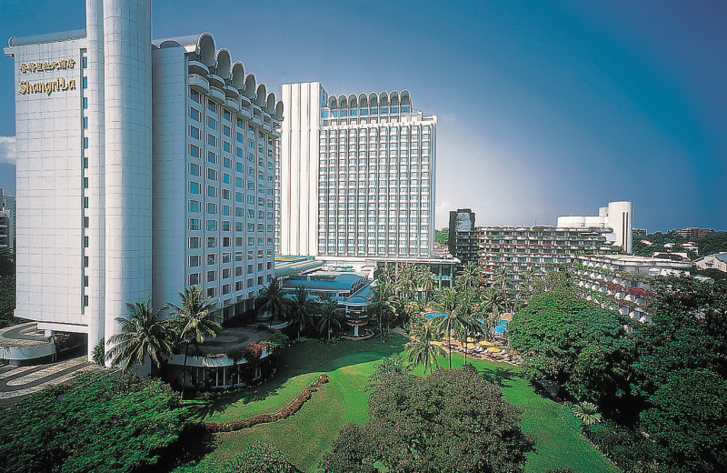 Exterior view of Shangri-La Hotel-Singapore.