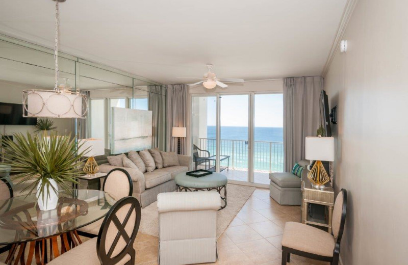 Rental living room at Destin Getaways.