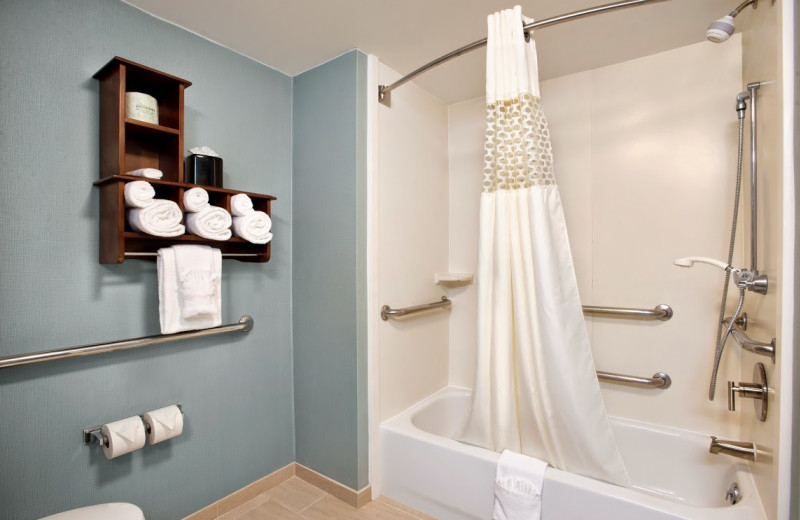 Guest bath room at Hampton Inn & Suites Outer Banks/Corolla.