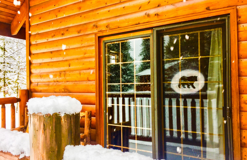 Exterior view at Baker Creek Mountain Resort.