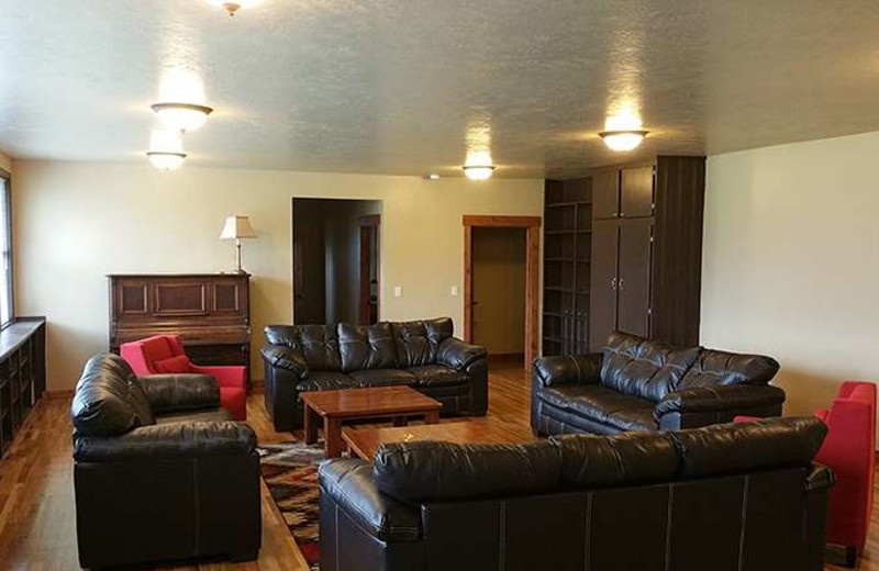 Sitting area at River Canyon Retreat.