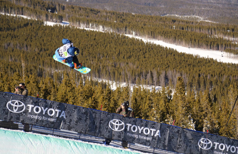 Snowboarding near Range View Rentals.