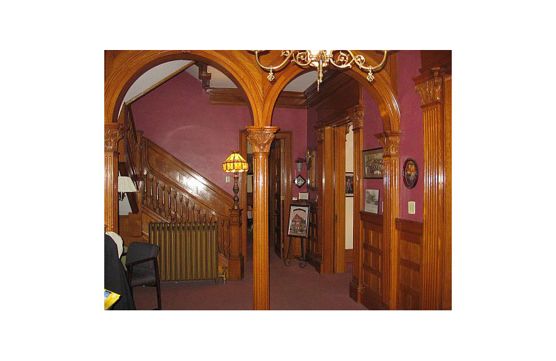 Interior vie of Olde Judge Mansion B 