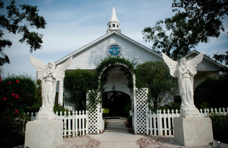 Chapel exterior at Heather's Glen.