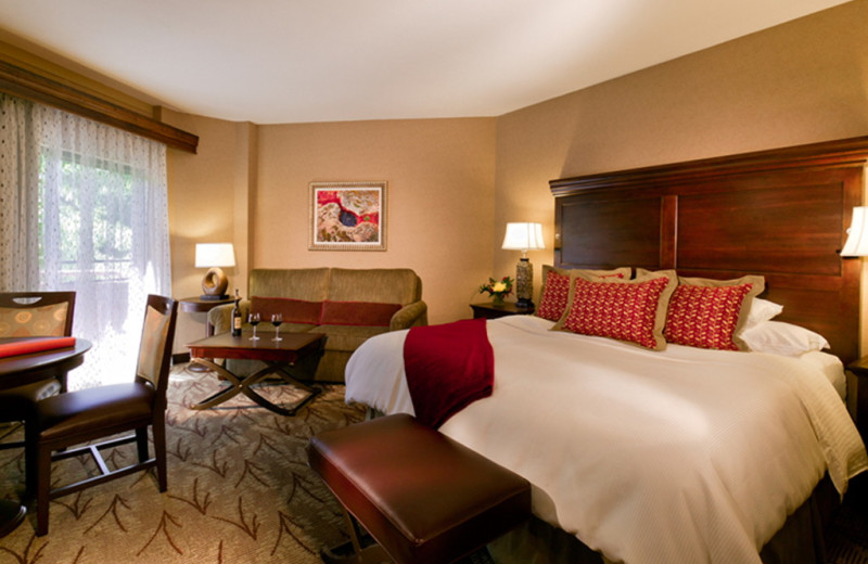 Guest room at Glenwood Hot Springs.