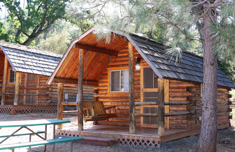 Cabin exterior at Yosemite Pines.