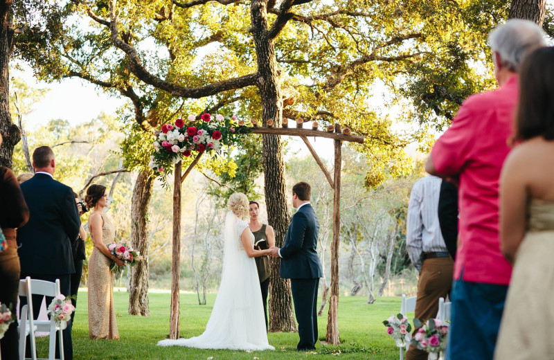 Weddings at Log Country Cove.