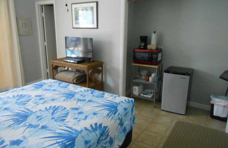 Guest room at Sunshine Island Inn.