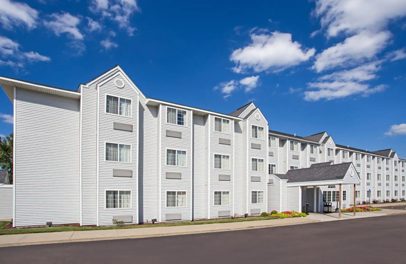 Exterior view of Microtel Inn 