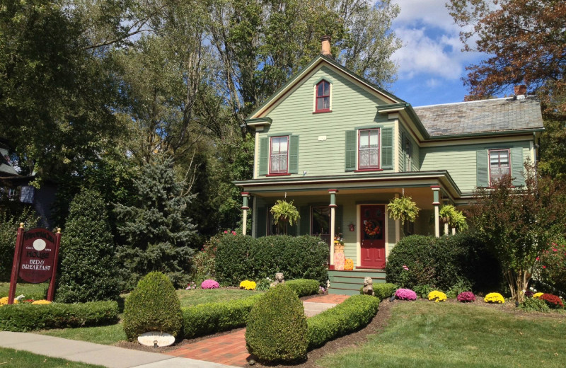 Exterior view of Widow McCrea House.