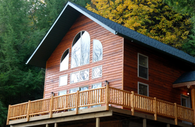 Cabin exterior at Stonecrest Cabins.