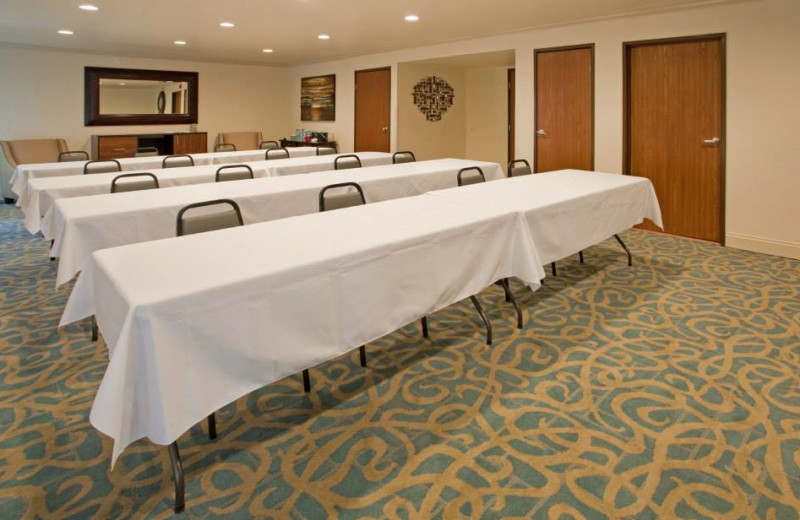 Meeting room at Branson 76 Central Holiday Inn Express.