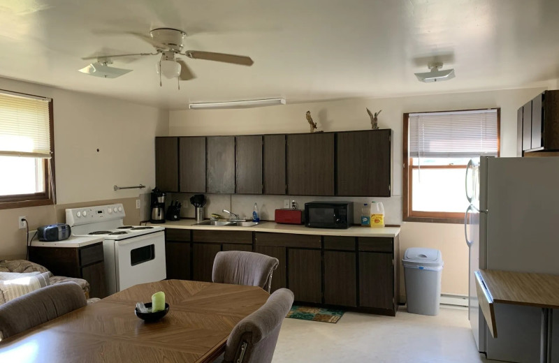 Cabin kitchen at Devils Lake Adventures.