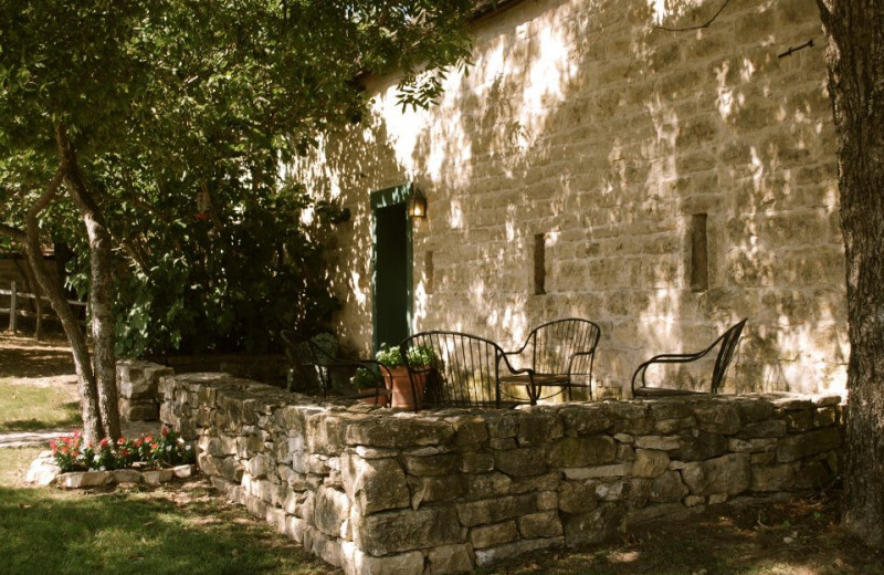 Cabin exterior at Settlers Crossing.