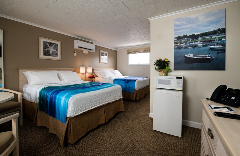 Guest room at Footbridge Beach Motel.