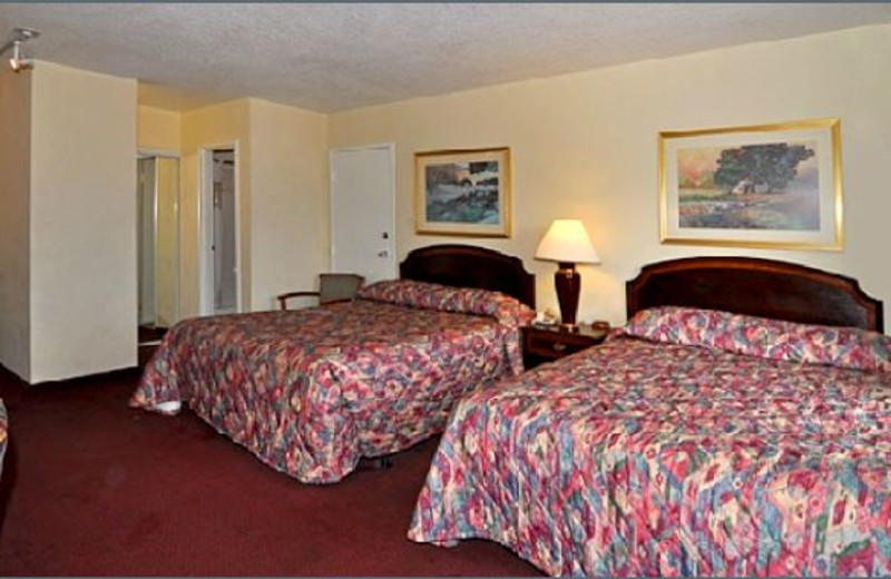 Guest room at Presidio Inn.