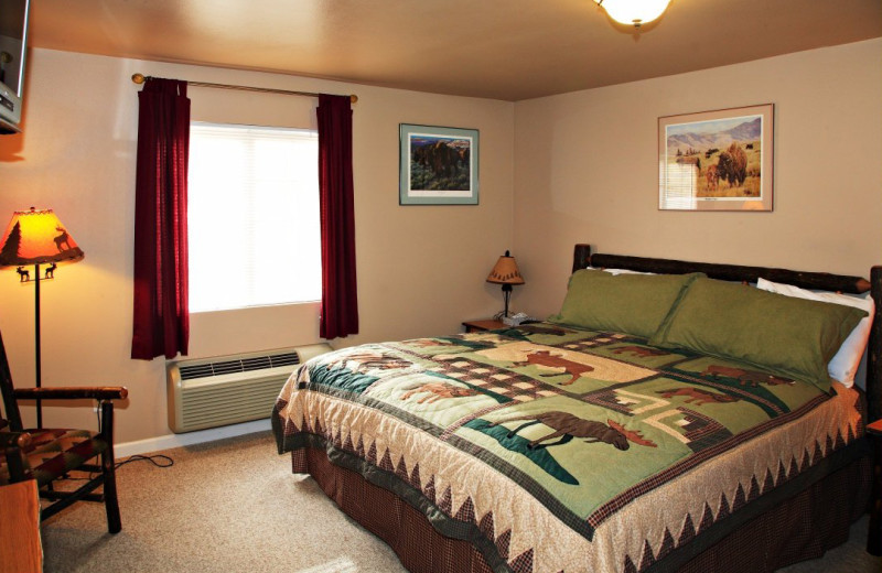 Guest room at Buffalo Run Inn.