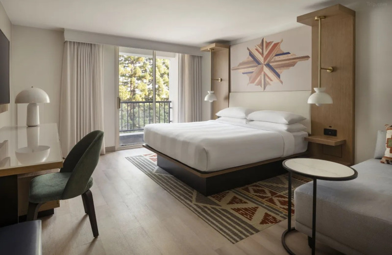 Guest room at San Ramon Marriott.