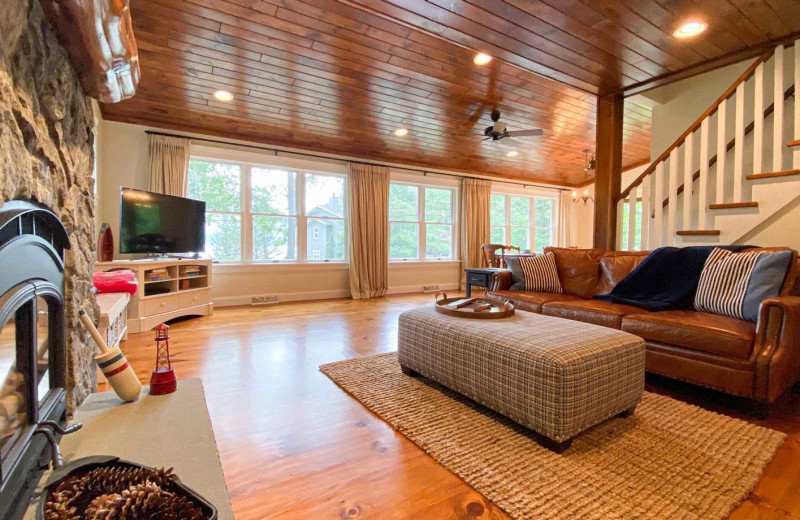 Rental living room at Northern Living - Luxurious Vacation Rentals.