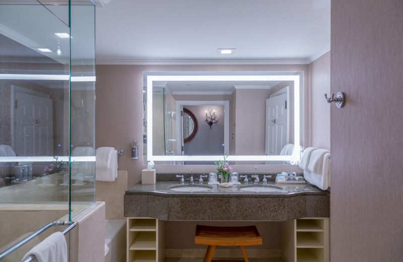 Guest bathroom at The Lodge at Woodloch.