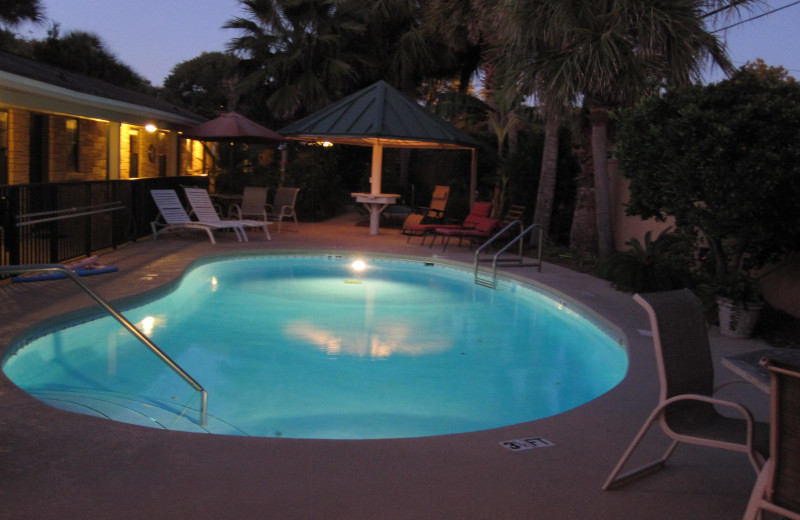 Outdoor pool at Wisteria Inn.