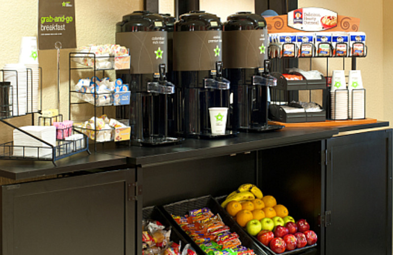 Grab and Go Breakfast at the Extended Stay America Economy Houston - The Woodlands