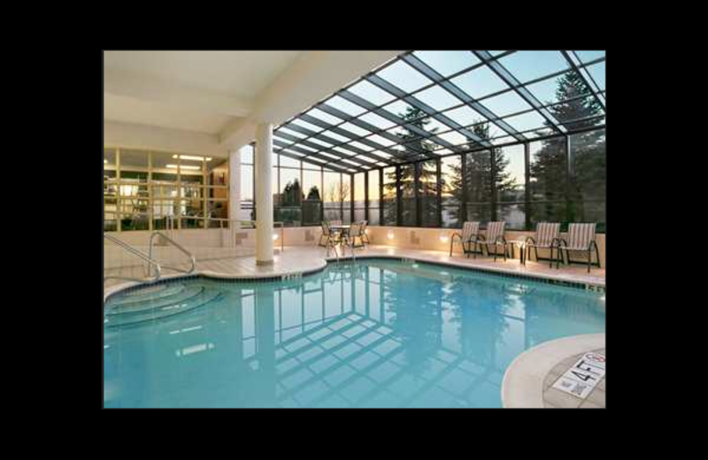 Indoor pool at Hampton Inn Erie-South.