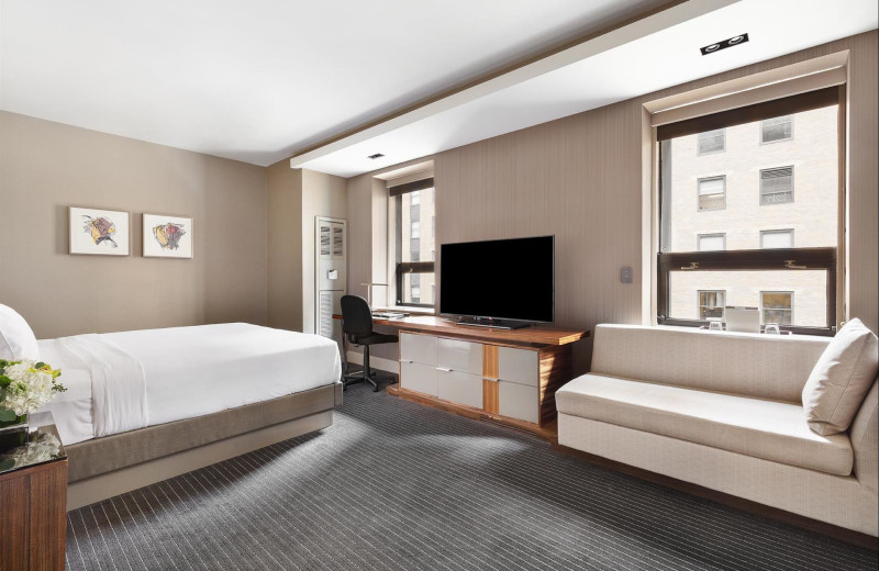 Guest room at Grand Hyatt New York.