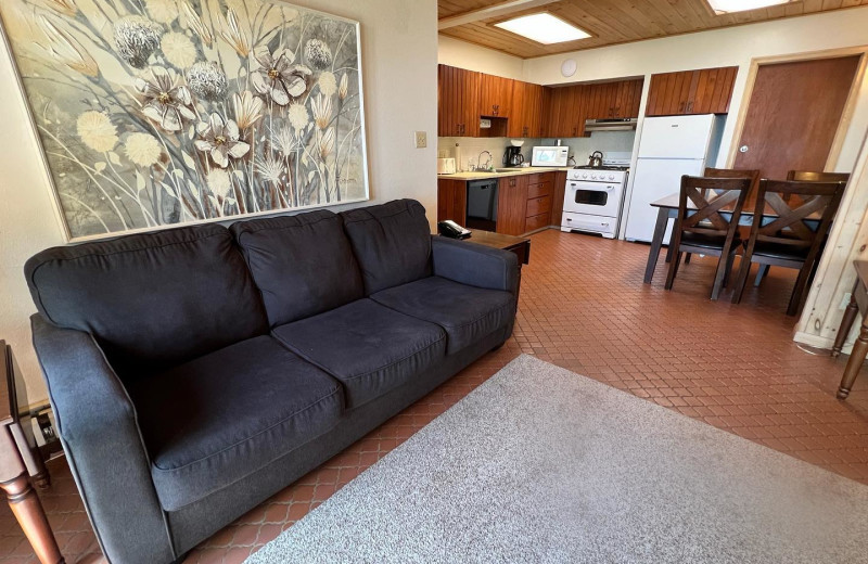 Guest room at Thomsonite Beach Inn & Suites.