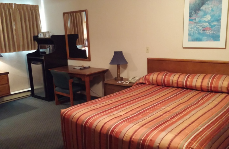 Guest room at All Season's Inn & Restaurant.