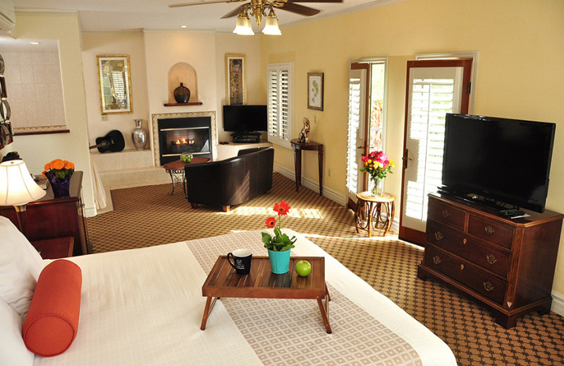 Guest room at The Eagle Inn.