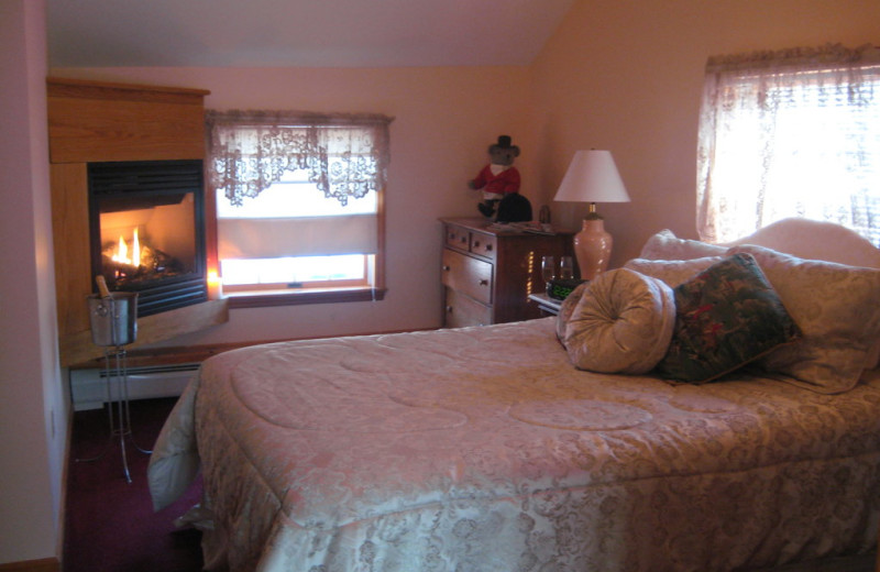 Guest room at Sleepy Valley Inn.