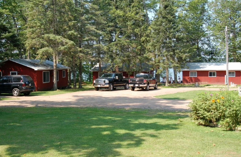 Exterior view of Bear Paw Resort 