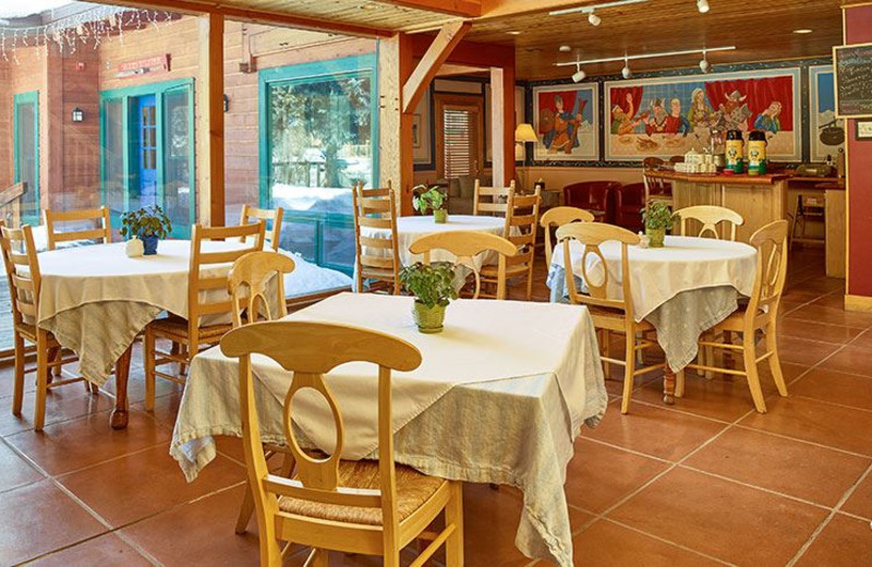 Dining Area at The Alpine House Lodge & Cottages