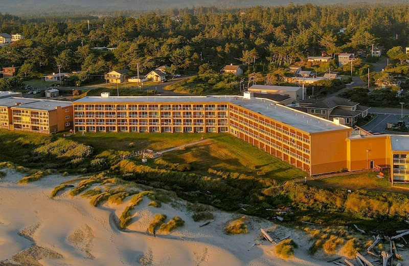 Exterior view of Driftwood Shores Resort and Conference Center.