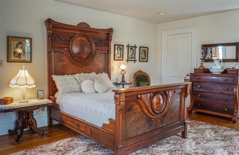 Guest room at Eagle Centre House B 