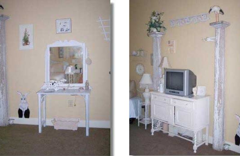 Guest room at Crescent Quarters.