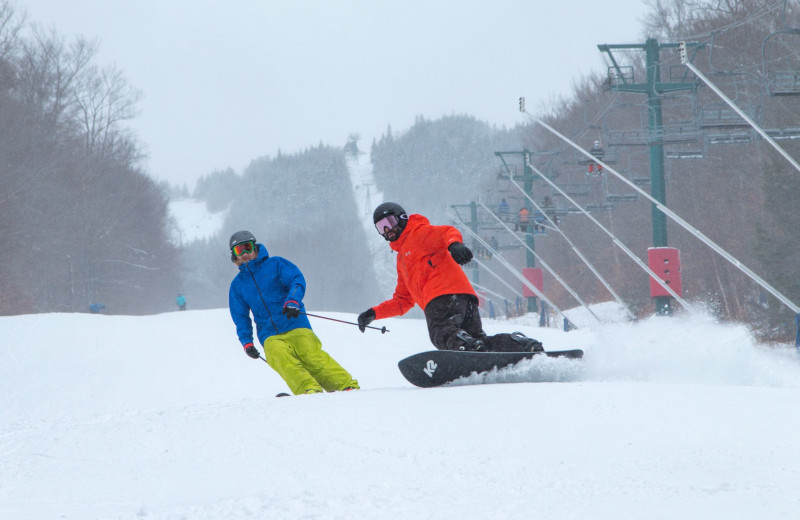 Snowboarding at The Mountain Club on Loon.