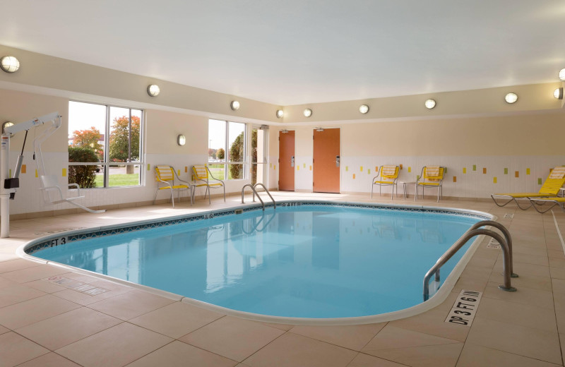 Indoor pool at Fairfield Inn Youngstown Boardman/Poland.