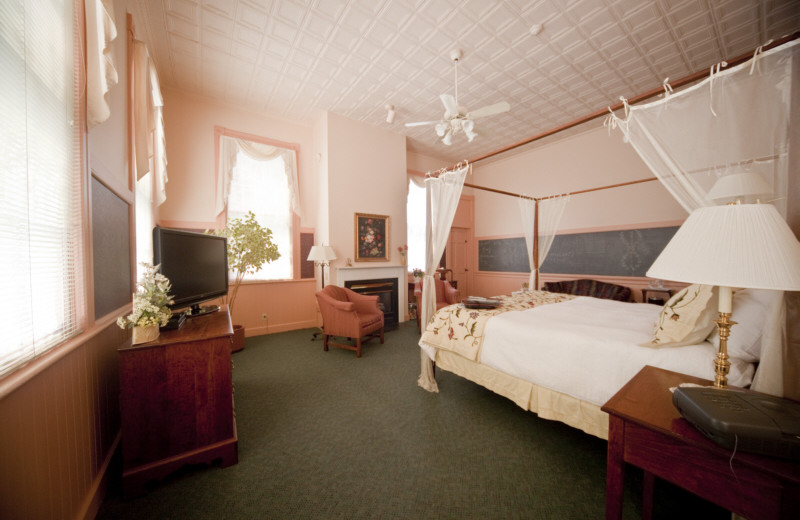 Schoolhouse Suite Interior at Chambery Inn