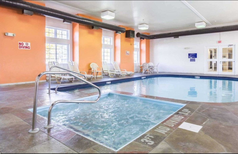 Indoor pool at Motel 6 Sandusky- Huron.