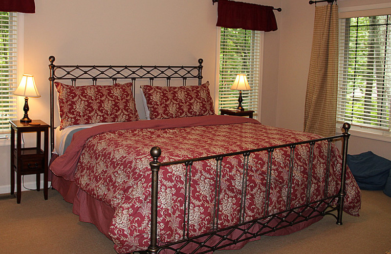 Guest house bedroom at Wintergreen Resort.