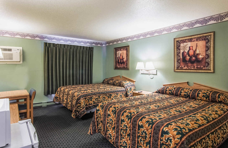 Guest room at Rodeway Inn - Fergus Falls.