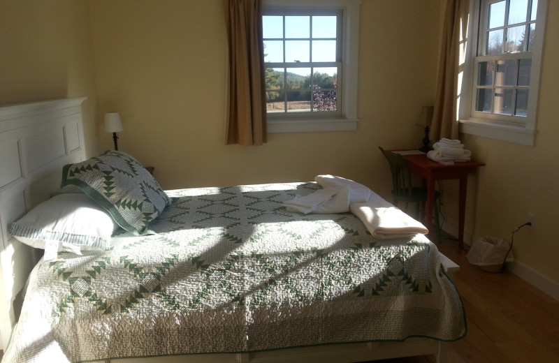 Guest room at Avaloch Farm.