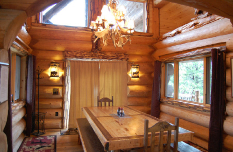 Cabin dining room at Canyonlands Lodging.