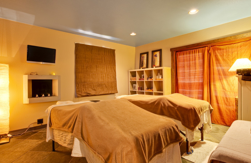 Massage Tables at Stevenswood Lodge