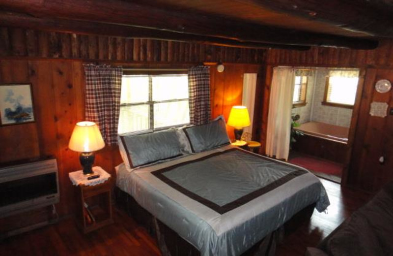 Guest room at Brackenridge Lodge.